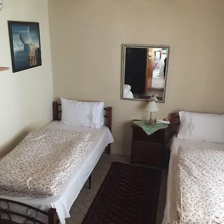 Front House 度假居 Skála Kallirákhis