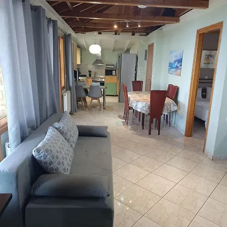 Casa vacanze Front House