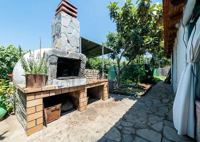 Front House Feriehus
